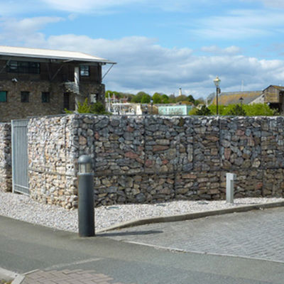 Galvanized 100*50*30 Cm Hole Size Gabion Mattress Spiral Ring Connected Wire Welded Mesh Gabion Mat