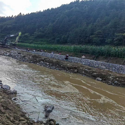 পাথরের জন্য বোনা লোহার গ্যাবিয়ন রক্ষণাবেক্ষণ প্রাচীরের খাঁচা ড্রেনাল খাল শক্তিশালীকরণ নমনীয় জাল ইনস্টল করা সহজ